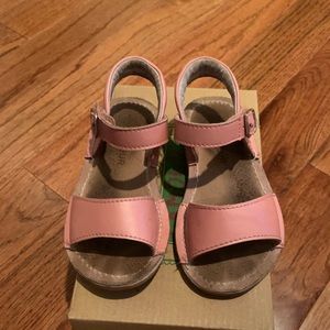 L’Amour guava shimmer sandals sz 8